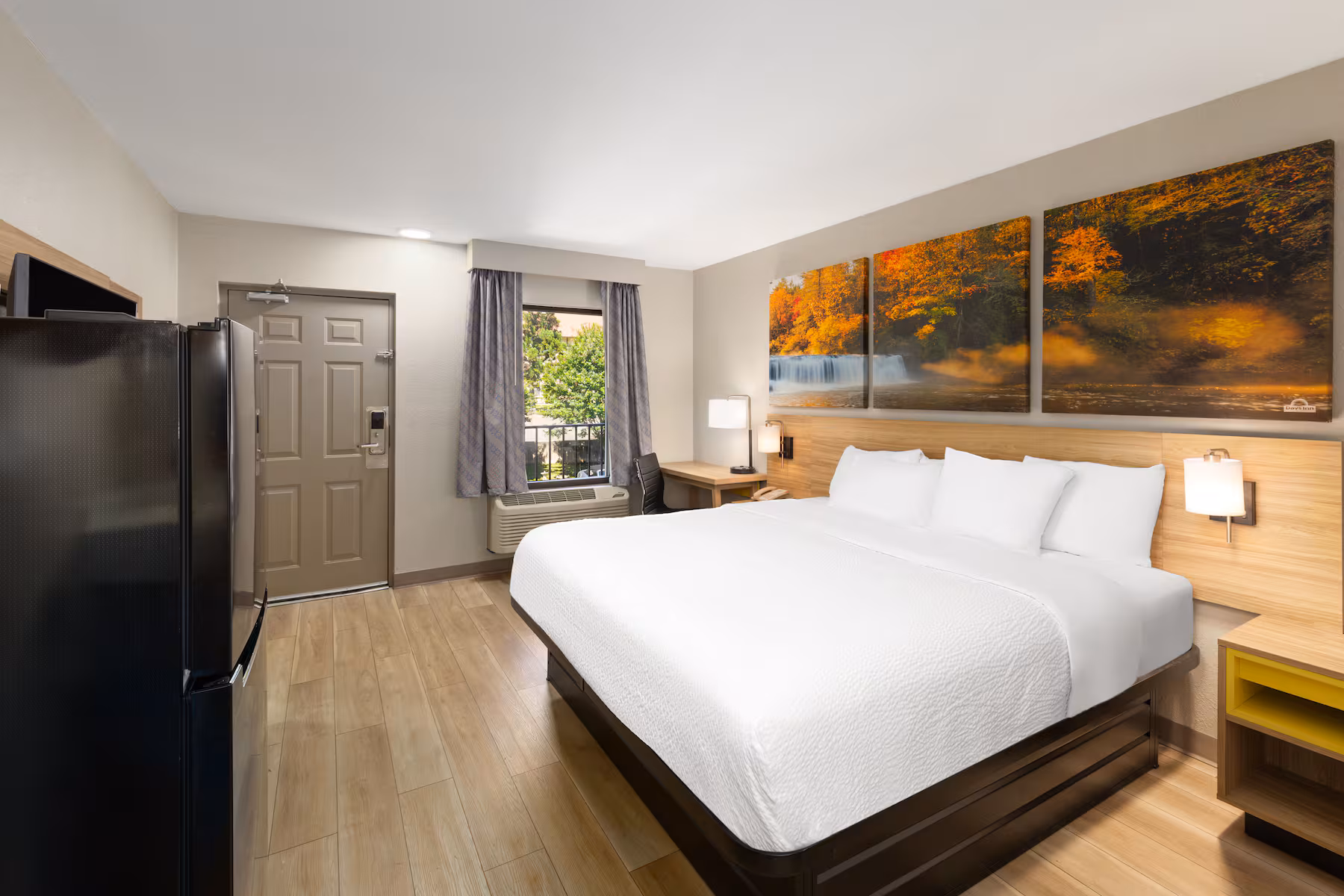 hotel rooms in helen ga