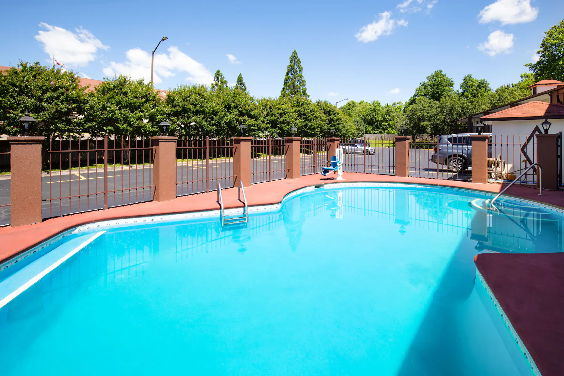 pet friendly hotels in helen